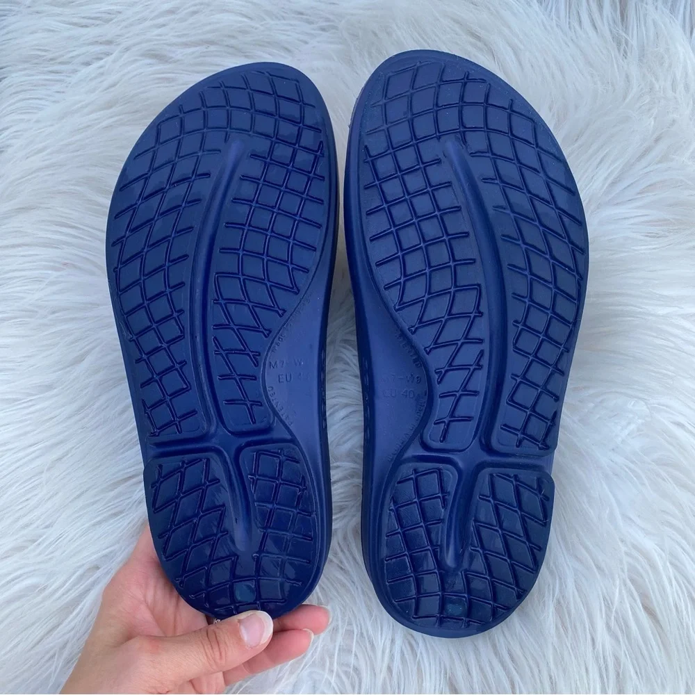 Oofos Navy Slide Sandals womens 9 - Picture 8 of 9